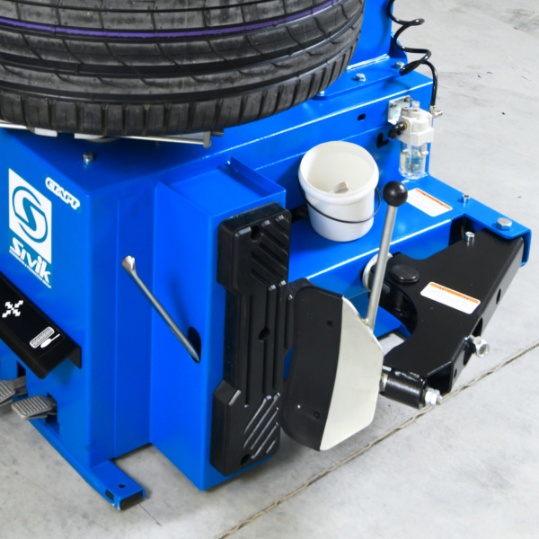 Полуавтоматический шиномонтажный станок до 24 дюймов SIVIK КС-301А (START)